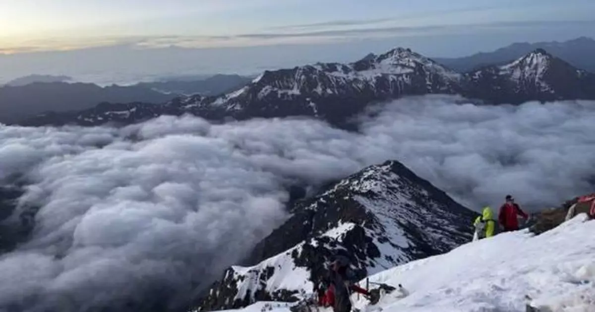 16歲香港少年四川登山墮斃 風景區管理局：正安撫家屬及進行善後工作