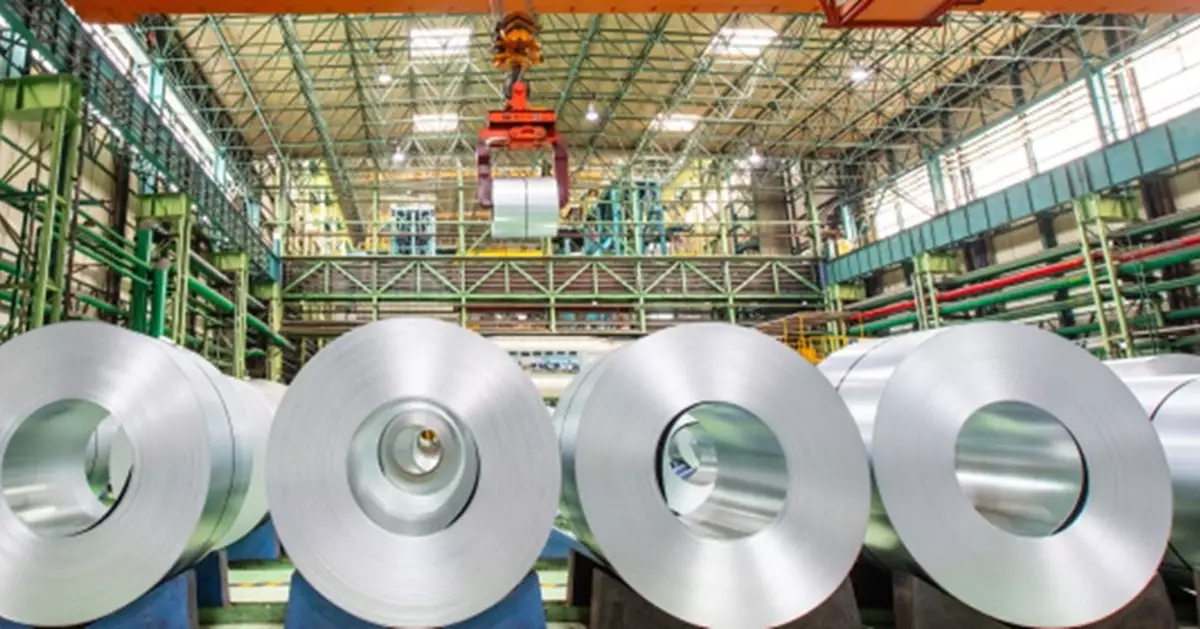 鞍鋼淨虧損按年減逾42%