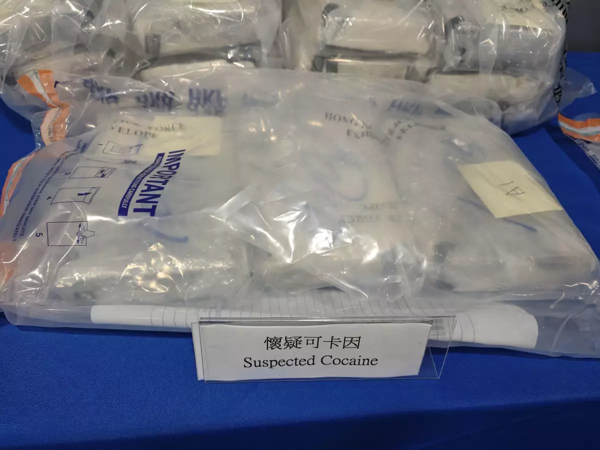 警破懷疑販運危險藥案。