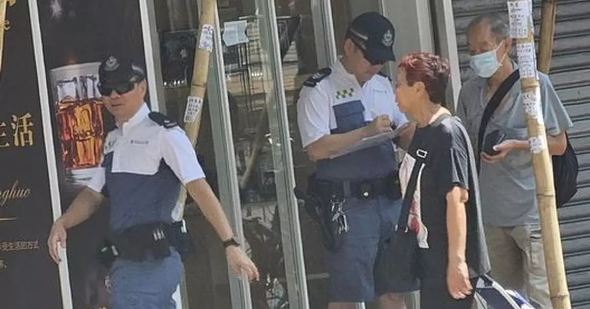 警員藍白短褲執勤照網上瘋傳 原為警方為某類警員特設新制服