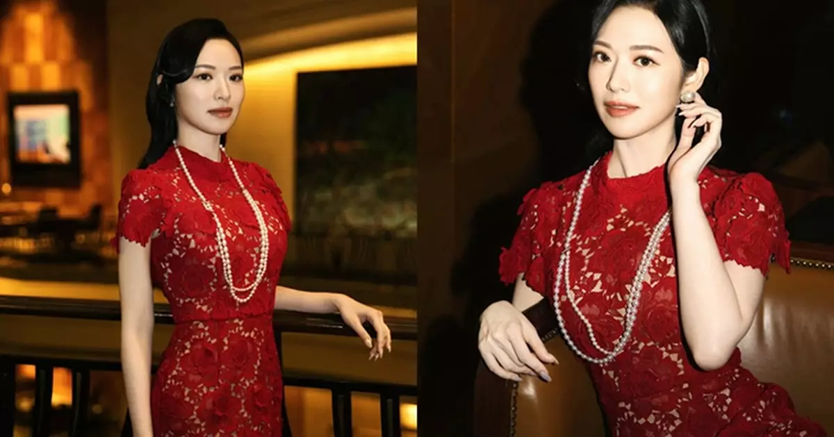 馮盈盈旗袍造型驚艷全場 鏤空設計盡顯玲瓏曲線
