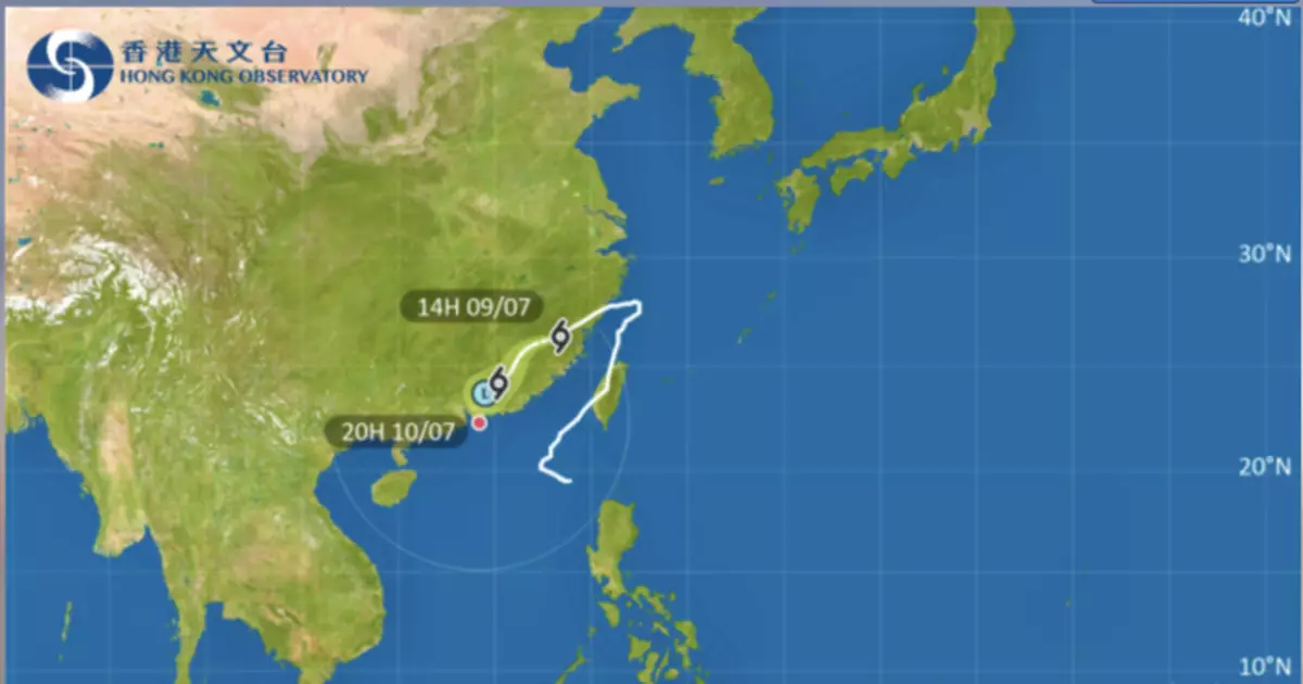 天文台:丹娜絲或進入廣東 料本港將有暴雨及狂風雷暴