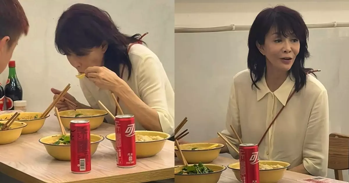 鄭裕玲重慶食小店野生被捕獲  不滿遭偷拍當面對質