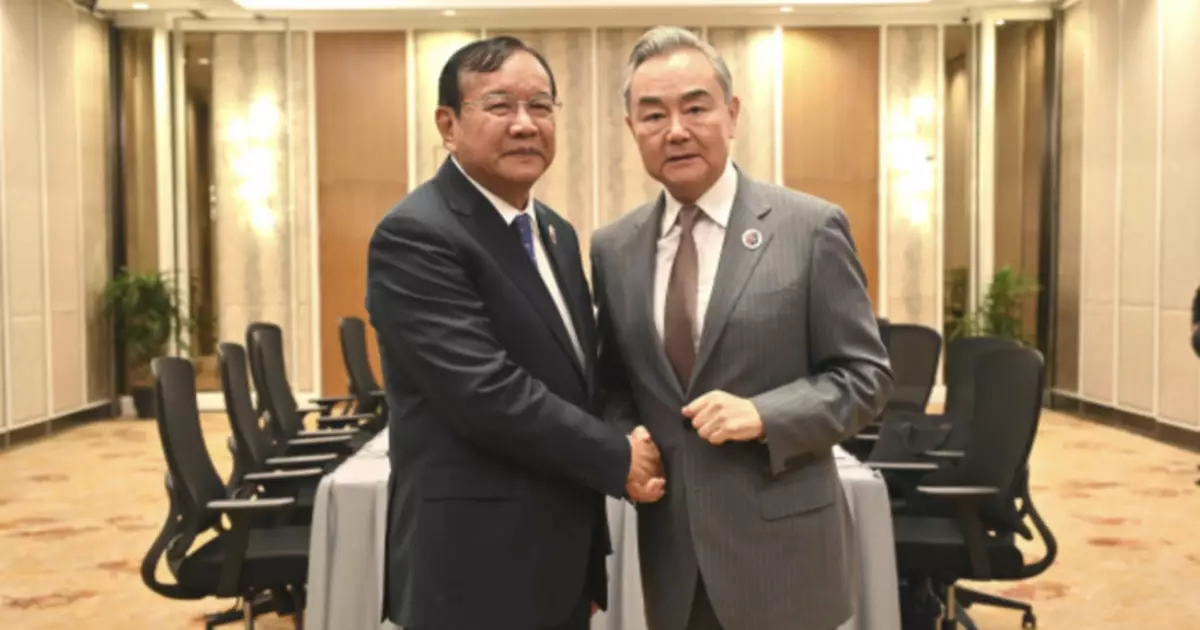 王毅晤柬埔寨副首相 指美國徵收高關稅企圖剝奪各方正當發展權利