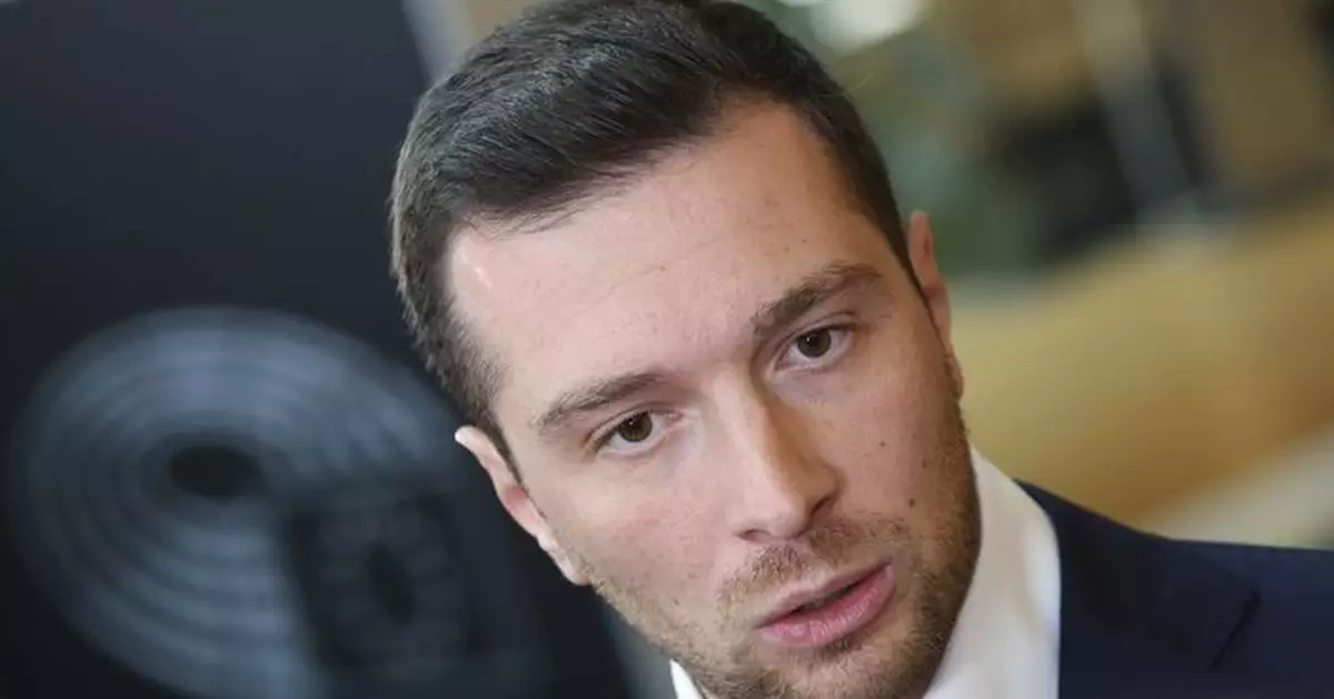 法國警方突擊搜查國民聯盟總部 調查該黨涉嫌違反競選資金規定