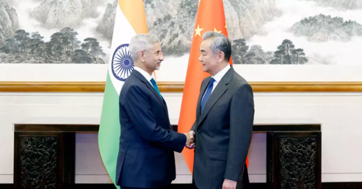 王毅晤印度外長 冀中印堅持睦鄰友好實現「龍象共舞」