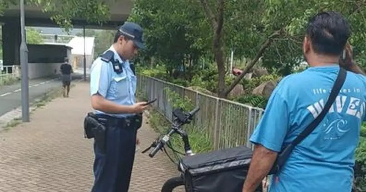 警方大嶼山打擊非法使用電動可移動工具 共拘3男1女