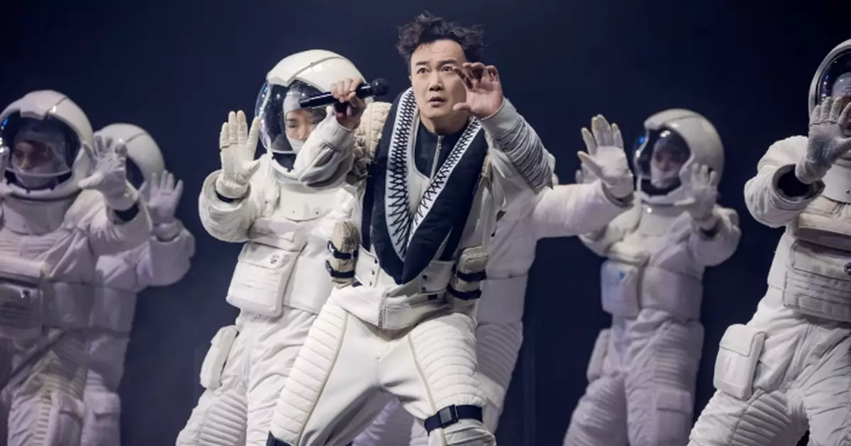 陳奕迅完成逾180場《陳奕迅 FEAR and DREAMS 世界巡迴演唱會》 演唱會 2-CD 及 2-Blu-ray正式開放預購送獨家明信片