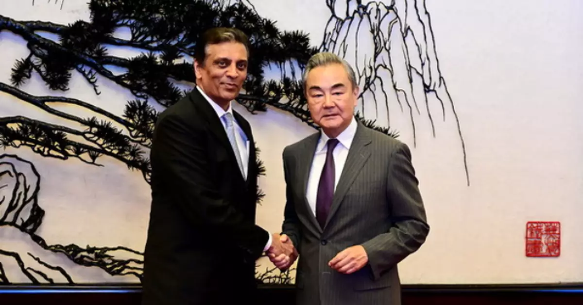 王毅晤美國工商界 籲對方做中美互利共贏踐行者