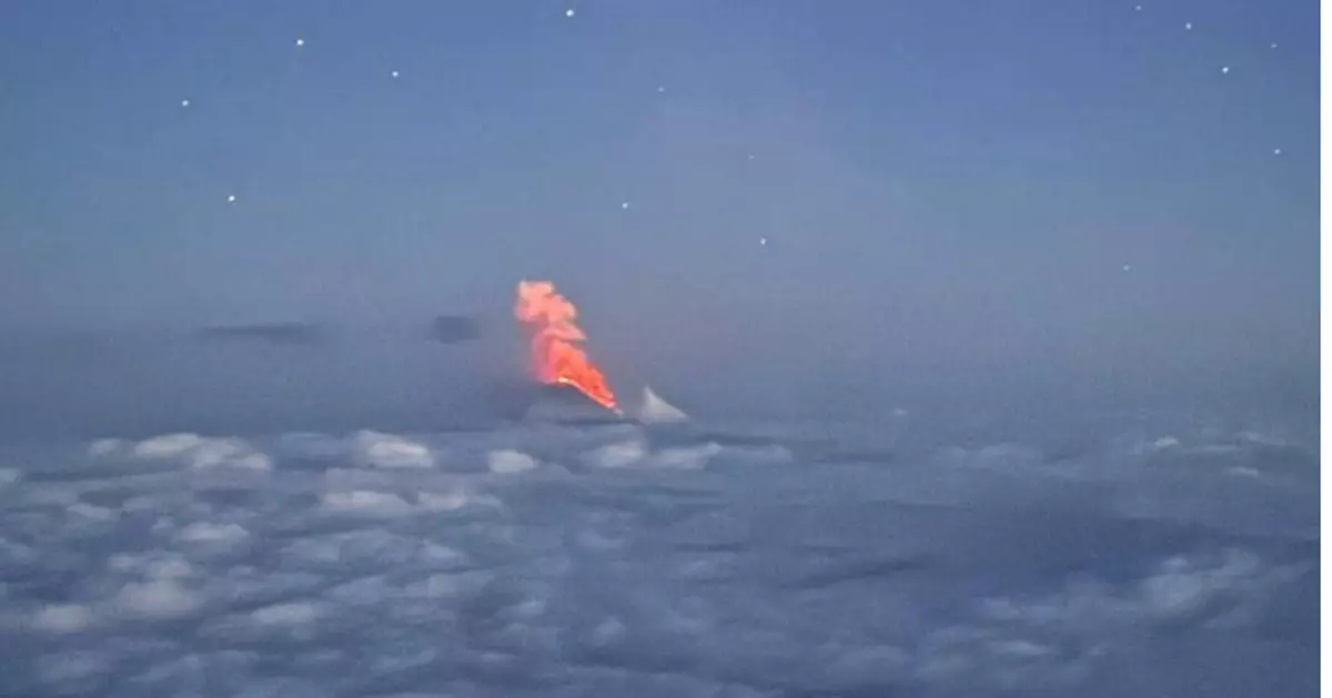 俄堪察加半島外海地震後 歐亞大陸最高克柳切夫火山爆發