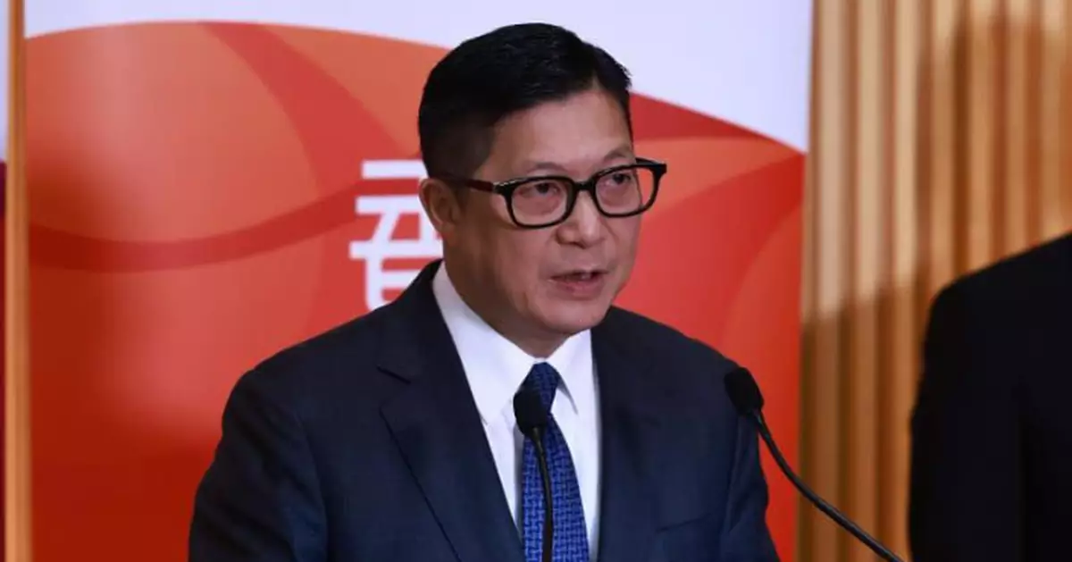 鄧炳強︰防止毒販美化毒品誘騙年輕人 將「太空油毒品」正式命名為依托咪酯　