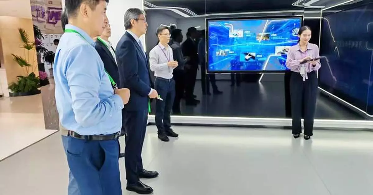 引進辦主任任景信結束北京訪問 促科技企業來港合作