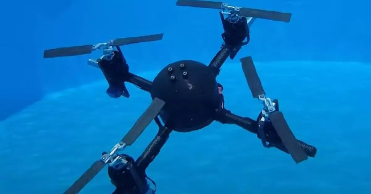 可上天飛又能潛水無縫對接 丹麥學生以3D列印「海空兩用無人機」