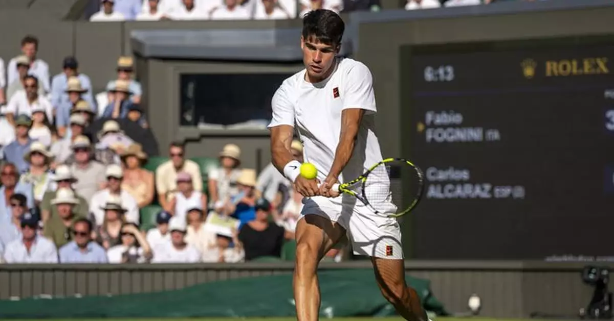 溫網男單艾卡拉斯苦戰5盤險勝對手晉級