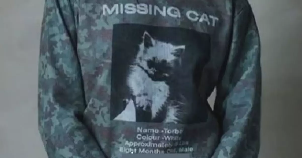 T恤印假尋貓啟事竟留真電話號碼 加國夫婦1年間接無數來電倍感困擾