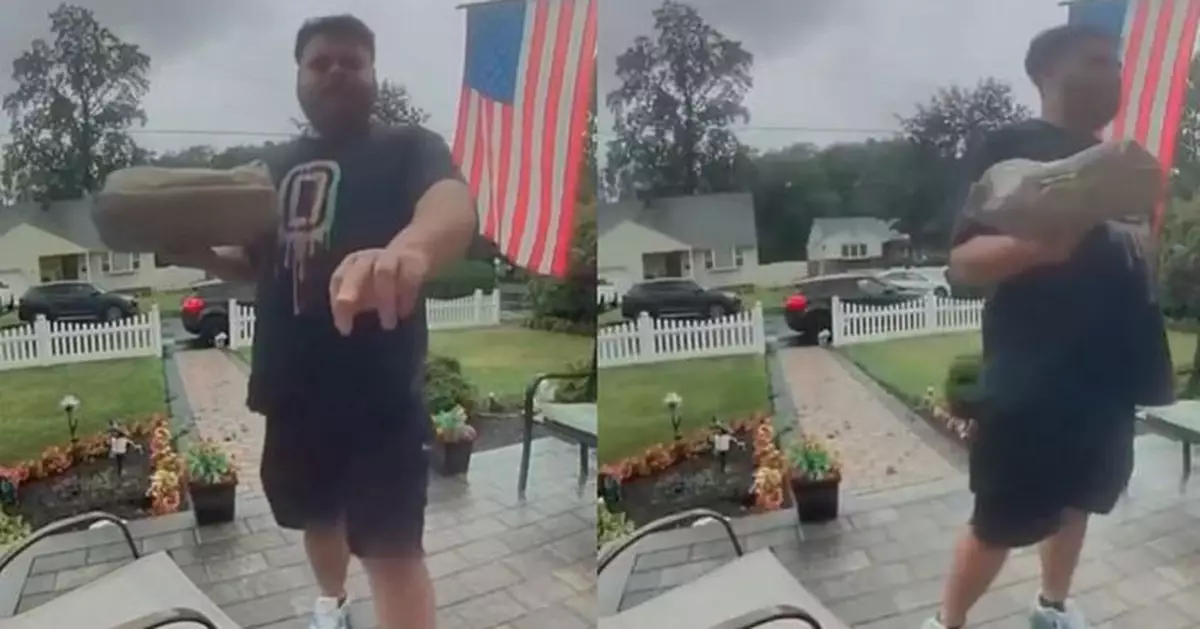 美速遞員按門鐘後遇電閃雷鳴險遭劈中 眼利網友推測身旁旗桿救一命