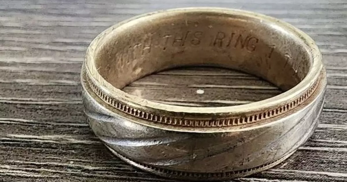 美國漢聖誕樹農場遺失婚戒 15年奇蹟尋回：見證人間善意