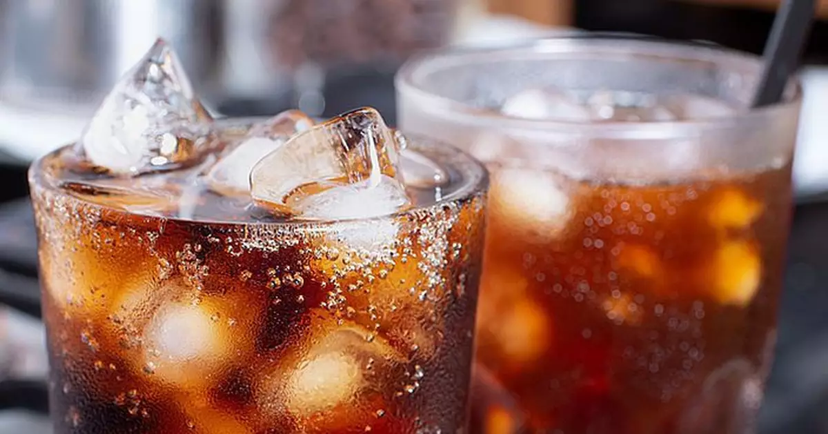 無糖即安全？研究揭飲代糖飲料肝病風險高過含糖汽水 每日一罐風險增6成