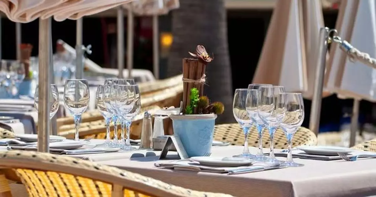 拒用電子保姆成趨勢！歐美家長從小培養幼童餐桌禮儀用餐不吵不鬧