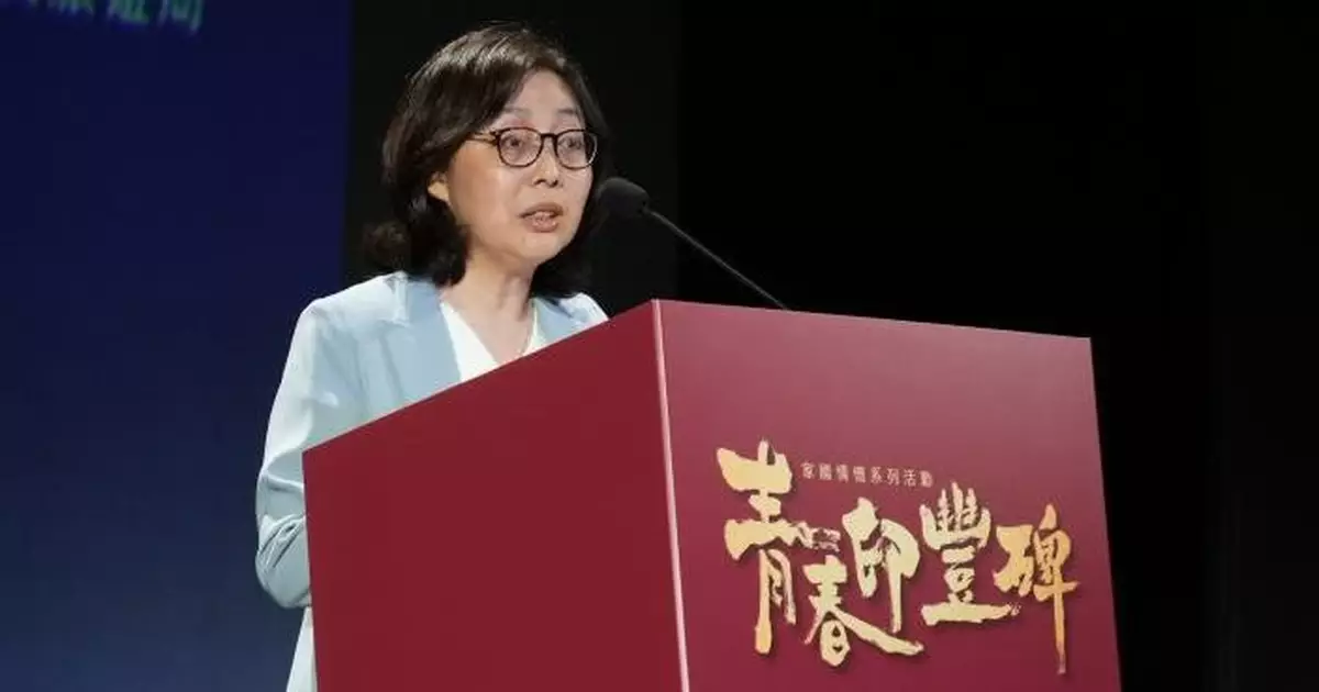 發展局：當局檢視前南丫石礦場及機場城市遊艇設施作「超級遊艇」