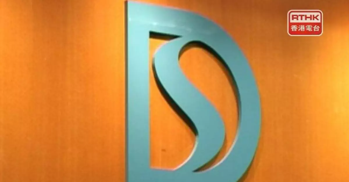 渠務署呼籲市民致電24小時渠務熱線報告街道水浸