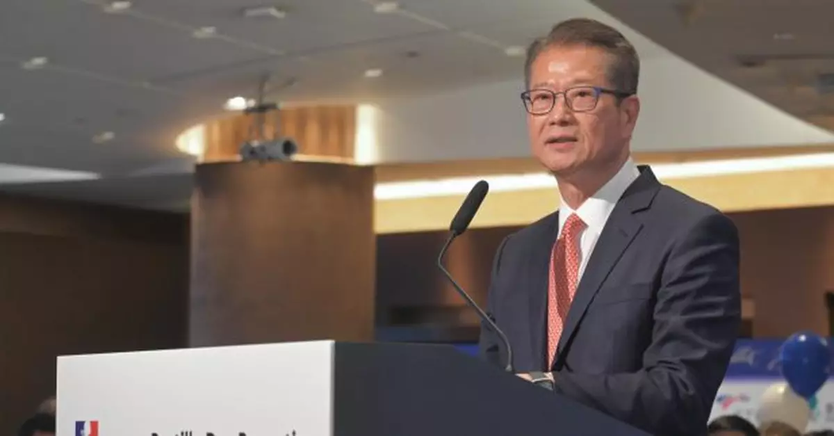 陳茂波稱上半年7.4萬法國遊客訪港　航空服務公司來港開展業務