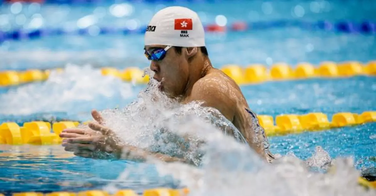 麥世霆在世大運男子200米蛙泳奪得銀牌