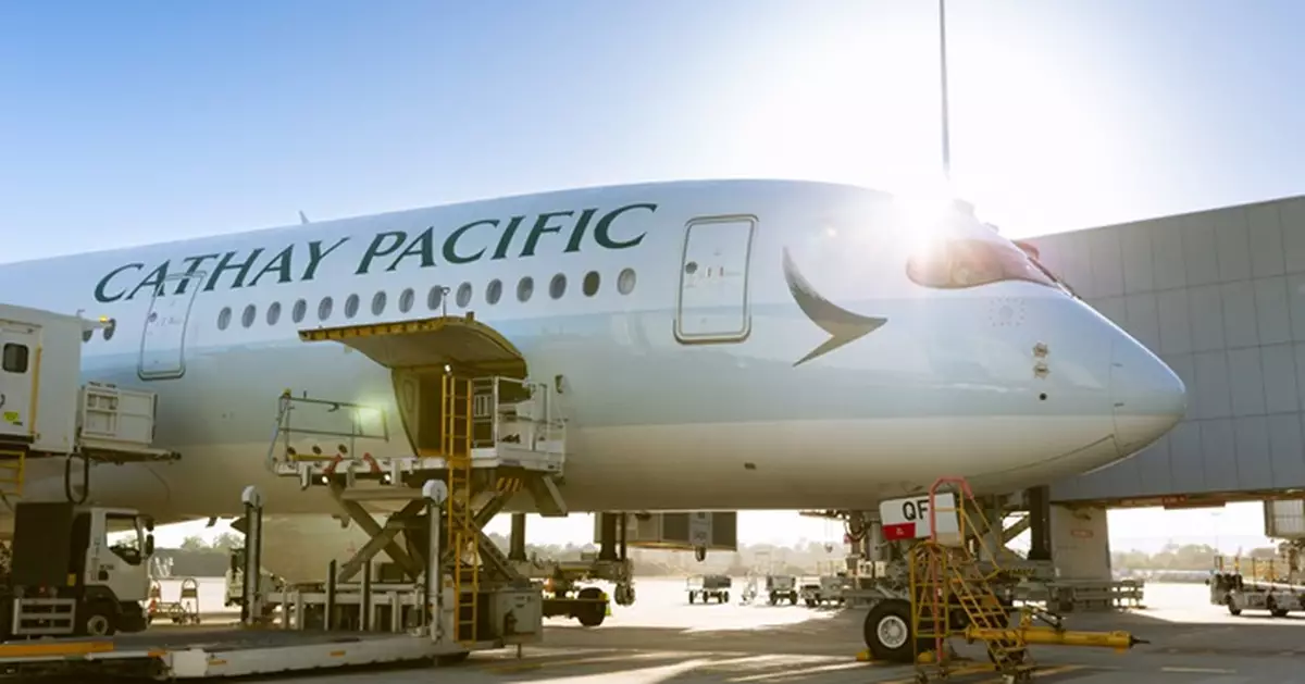 國泰10月載客量按年升逾29%　香港快運載客量升近32%