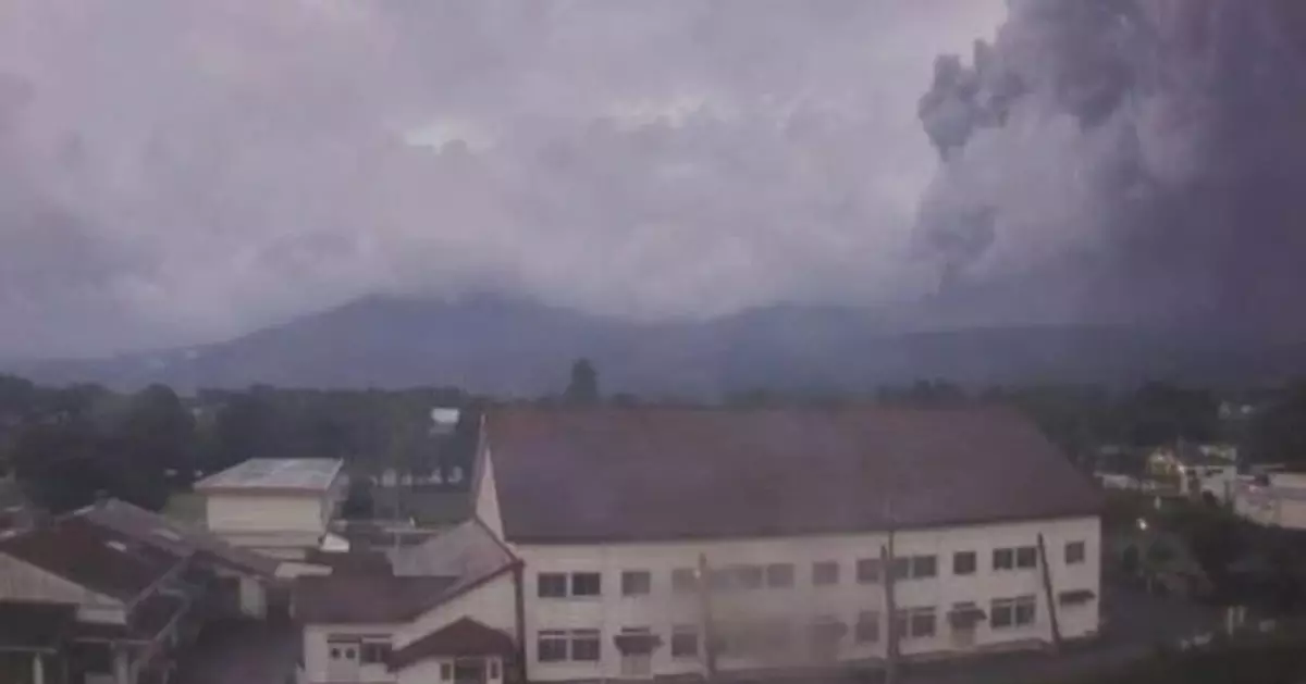 日本新燃岳火山噴發　氣象廳發布三級警戒禁止民眾入山