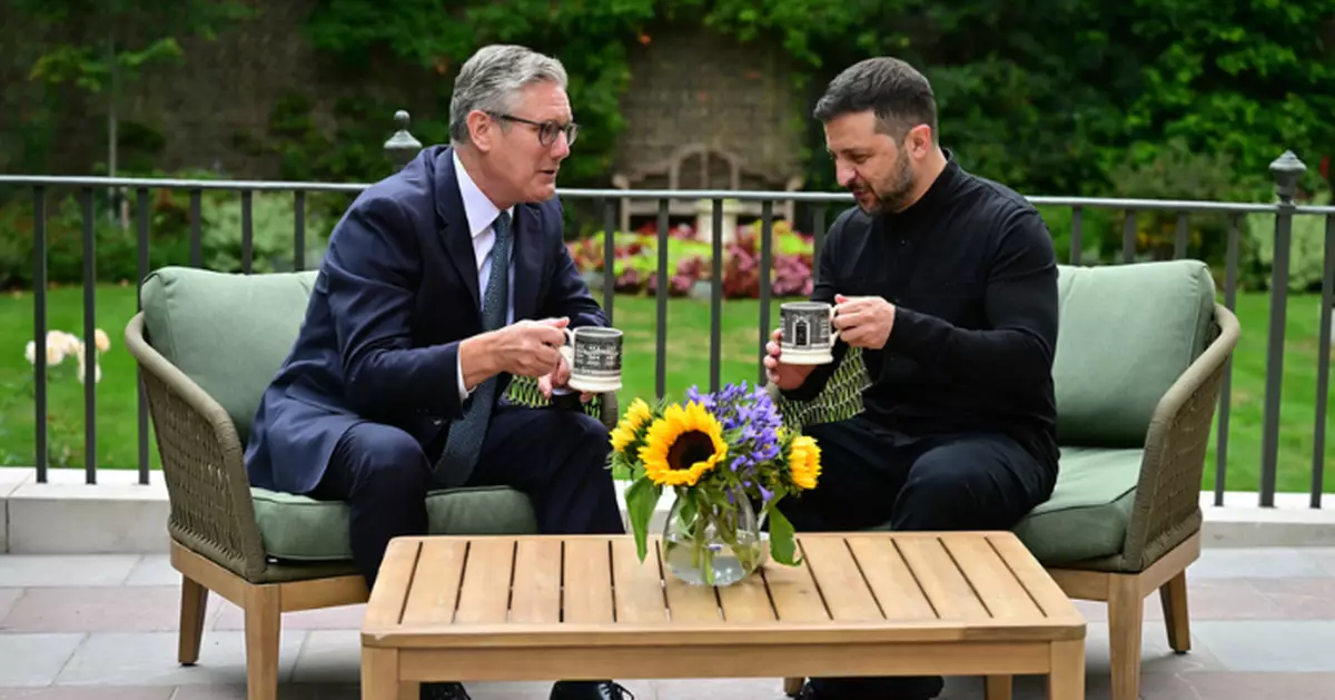 澤連斯基倫敦晤英揆施紀賢 就美俄阿拉斯加峰會交換意見