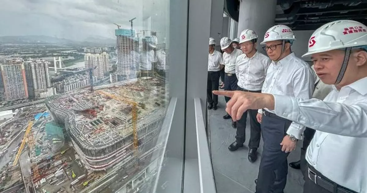 鄧炳強率跨部門團隊深圳出席「港深口岸規劃建設工作專班」會議