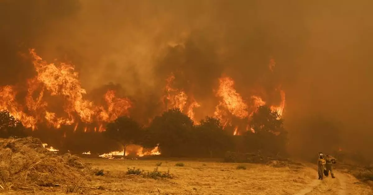 西班牙多處山火肆虐 過去一周造成3死