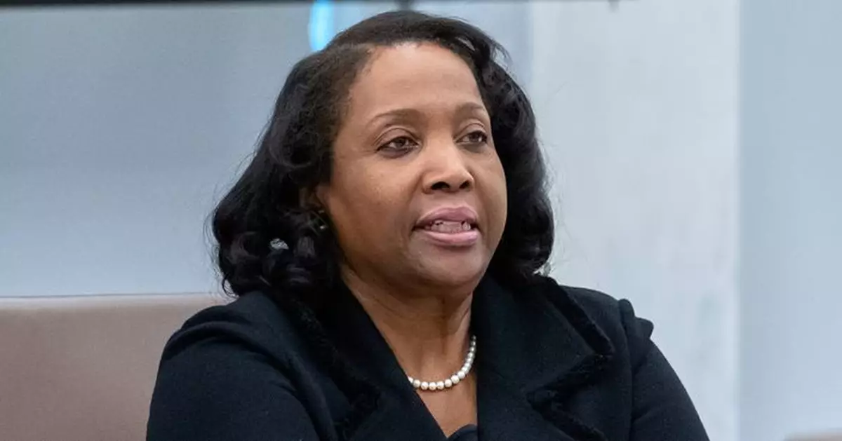 美聯儲理事庫克入稟指特朗普無權免其職務 批評違反聯邦法律