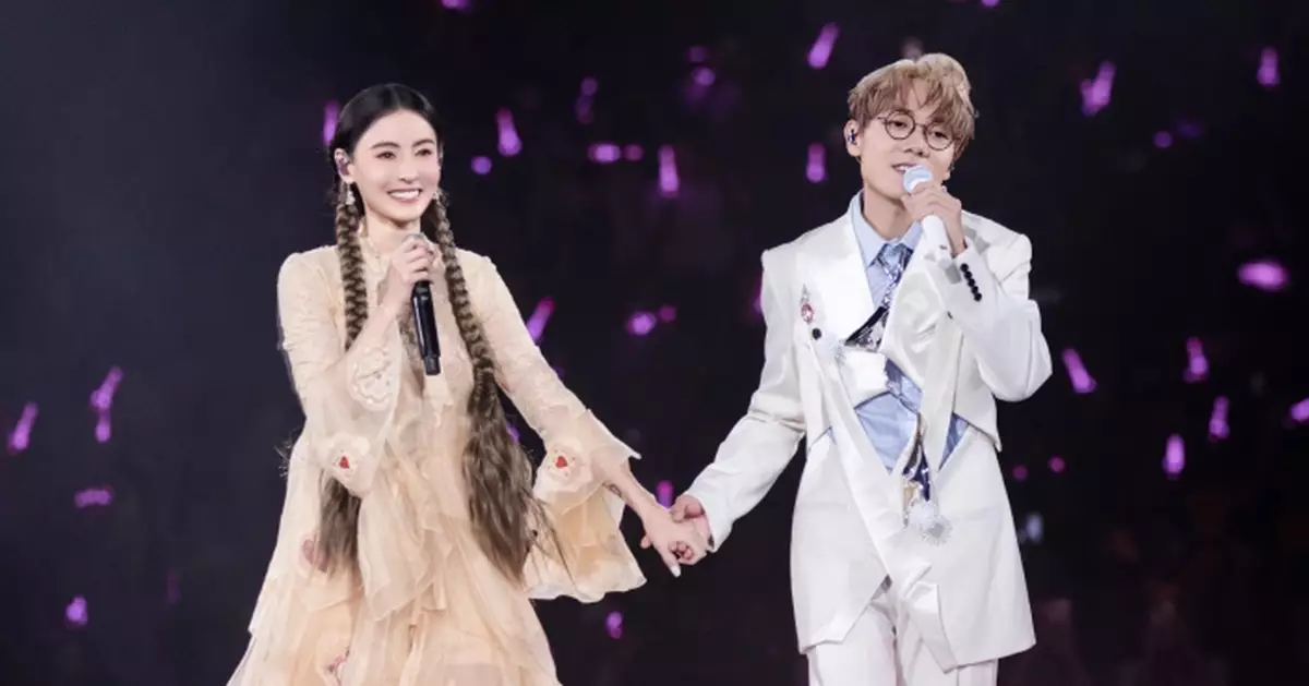 邀張柏芝任第九場紅館個唱嘉賓 林家謙向偶像索取簽名：你係我第一個買唱片嘅歌手