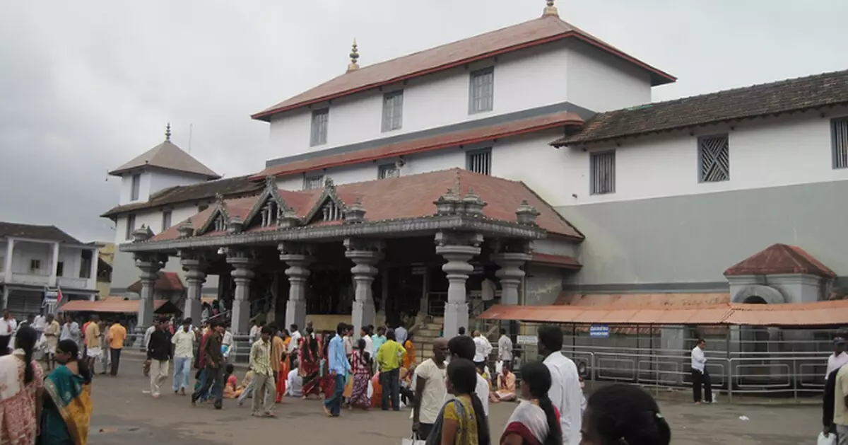 ​​清潔工冒死爆印度神廟醜聞內幕　數百「衣衫不整、私處受傷」骸骨出土揭聖地黑暗面紗