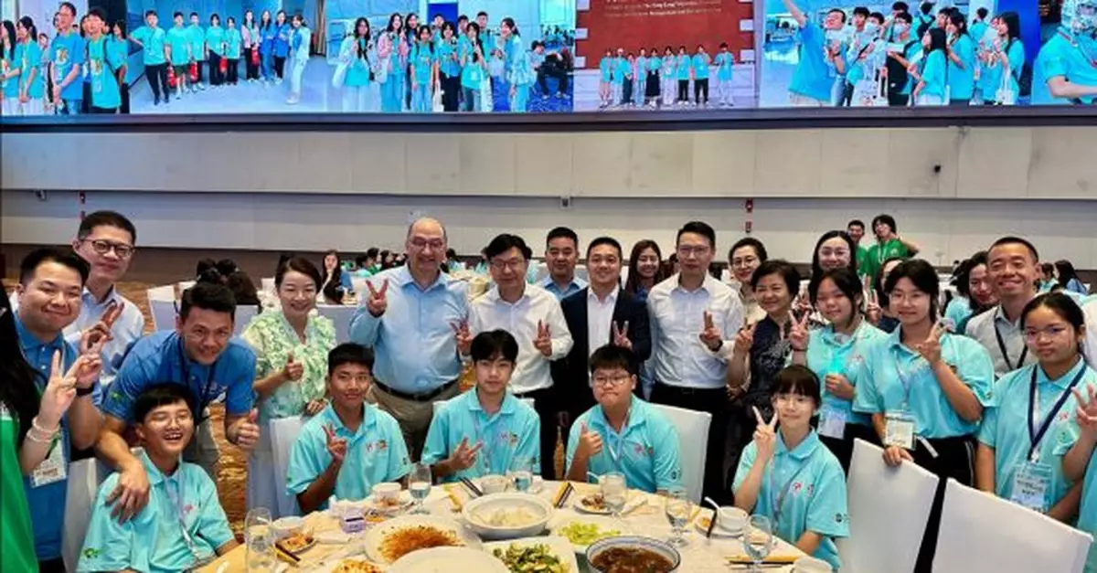 孫玉菡結束成都訪問　昨出席共創明「Teen」計劃交流團晚宴