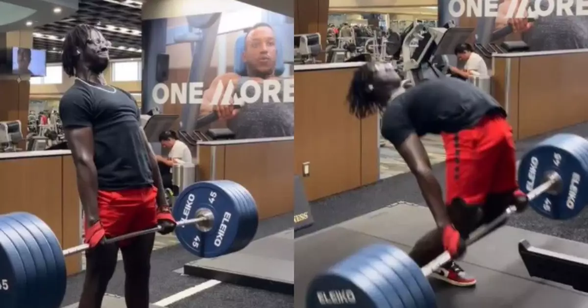 有片！挑戰226KG硬舉體力不支 加網紅撐數秒突後仰身體對折倒地抽搐