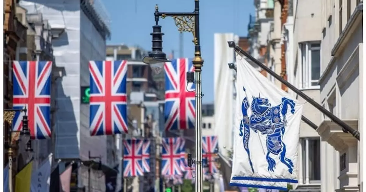 英國11月26日公布年度財政預算