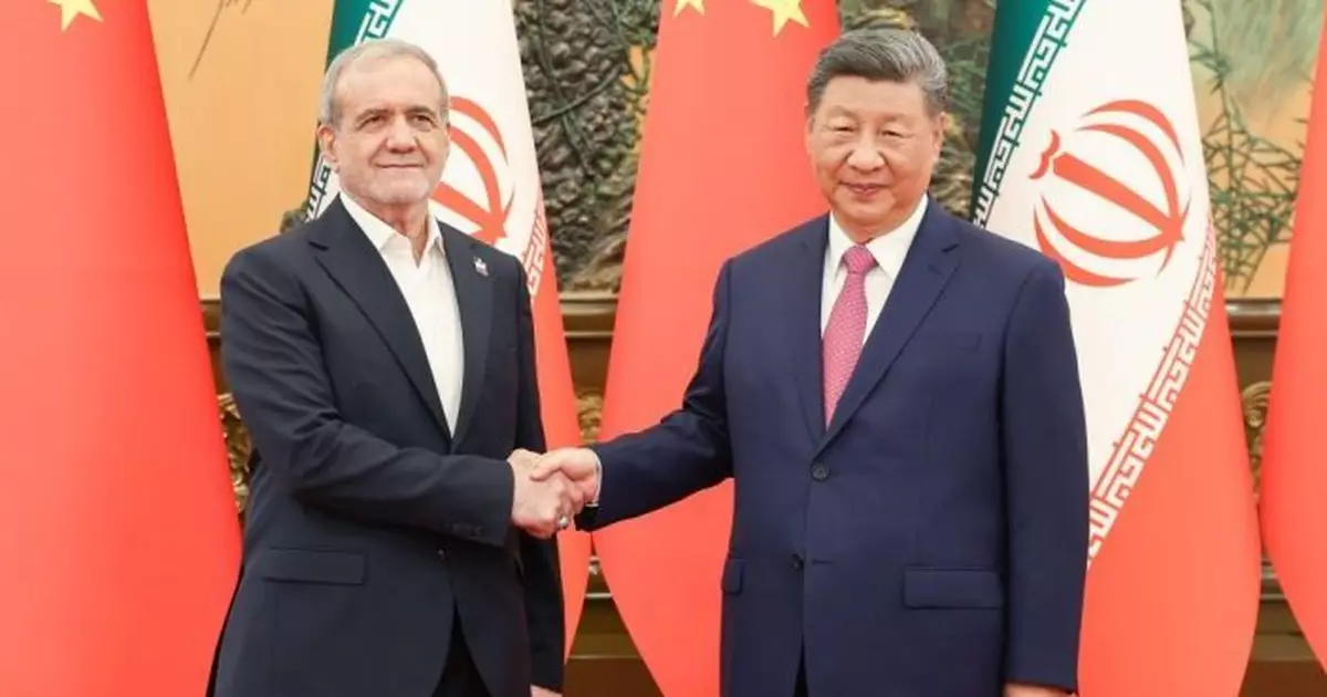 抗戰勝利80周年 |  習近平晤伊朗總統佩澤希齊揚 強調尊重伊方和平利用核能權利