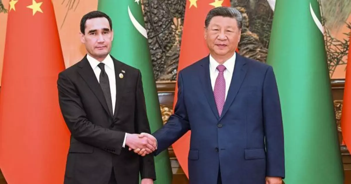 抗戰勝利80周年 |  習近平晤土庫曼總統　冀擴大天然氣合作規模持續拓展非資源領域合作