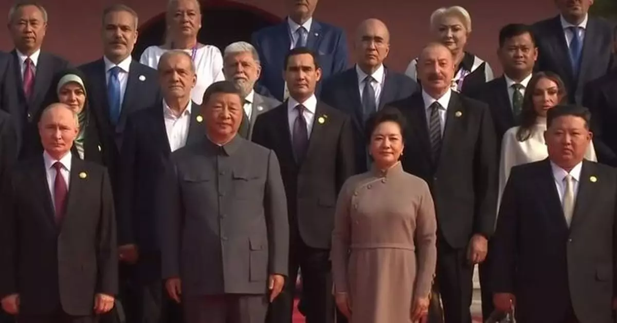 抗戰勝利80周年｜習近平與夫人迎接參加紀念大會外國元首