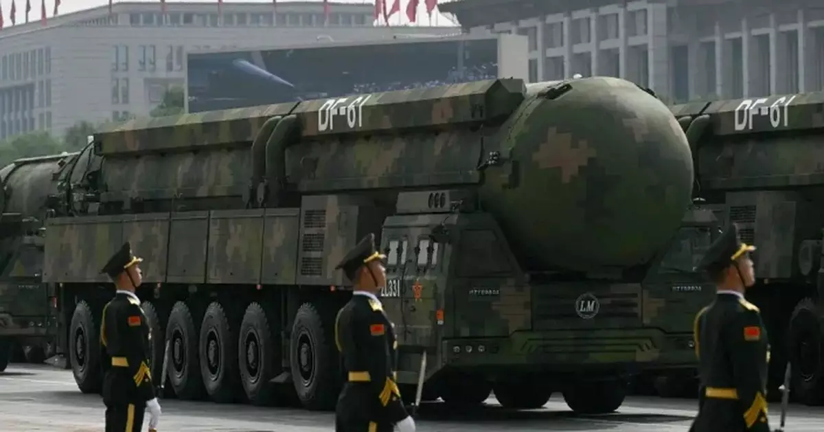 東風61、東風5C、巨浪3等戰略「 王牌」齊亮相 九三閱兵裝備一文睇