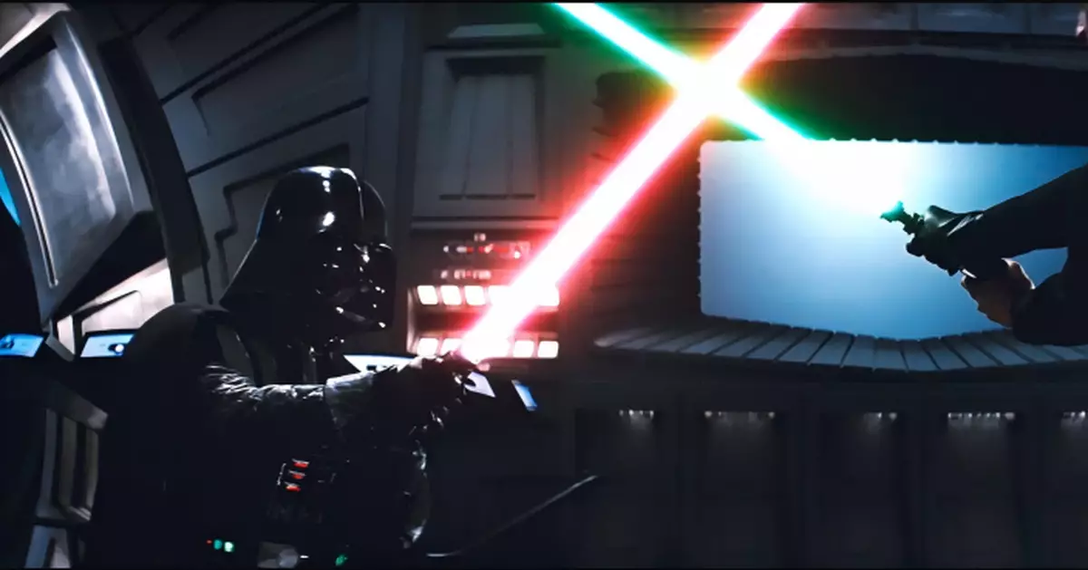 黑武士光劍以365萬美元成交 荷里活經典道具拍賣掀熱議