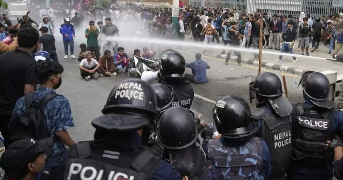 尼泊爾封鎖社交平台引發大規模示威　警方鎮壓釀最少14死