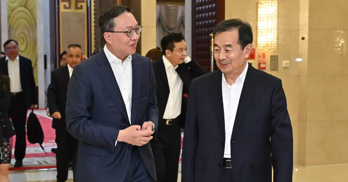 林定國率團到新疆 晤自治區黨委書記陳小江等推廣香港法律服務