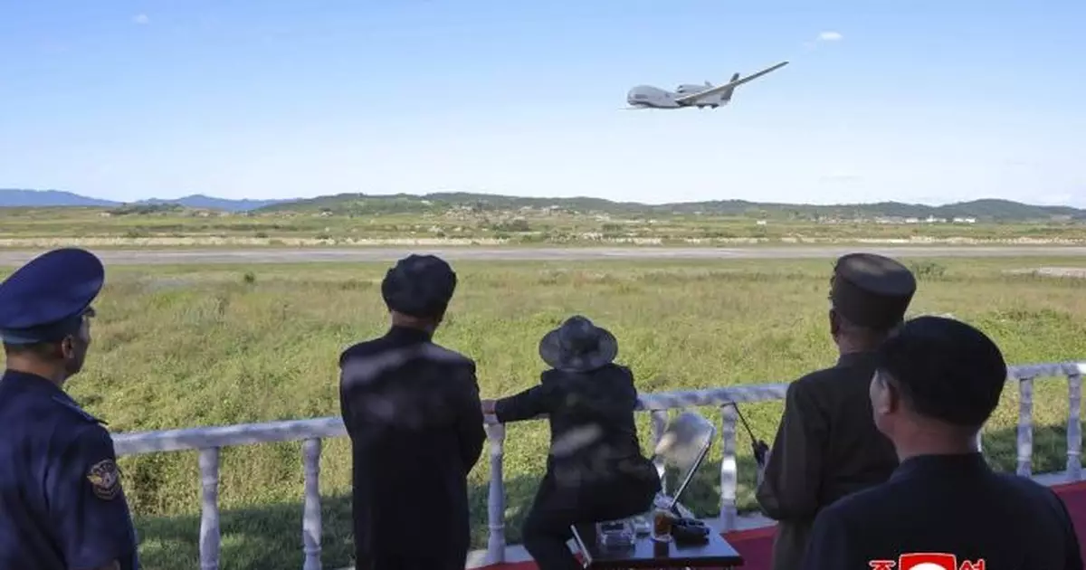 金正恩視察北韓無人航空技術聯合體