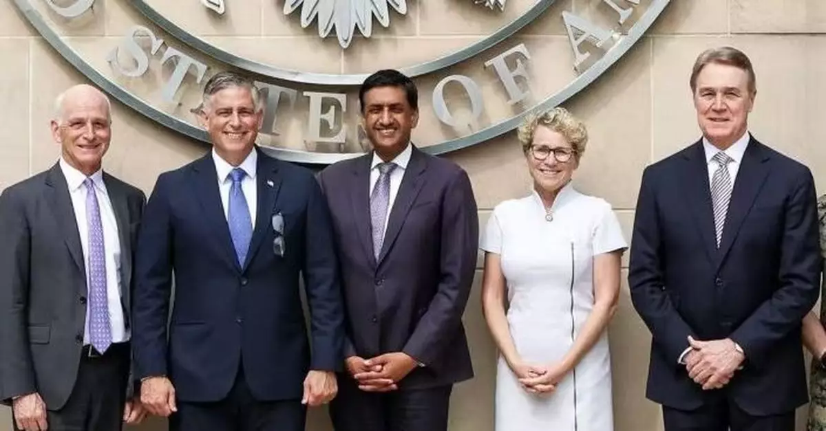 李強會見訪華美國眾議院跨黨派代表團　冀中美雙方相向而行