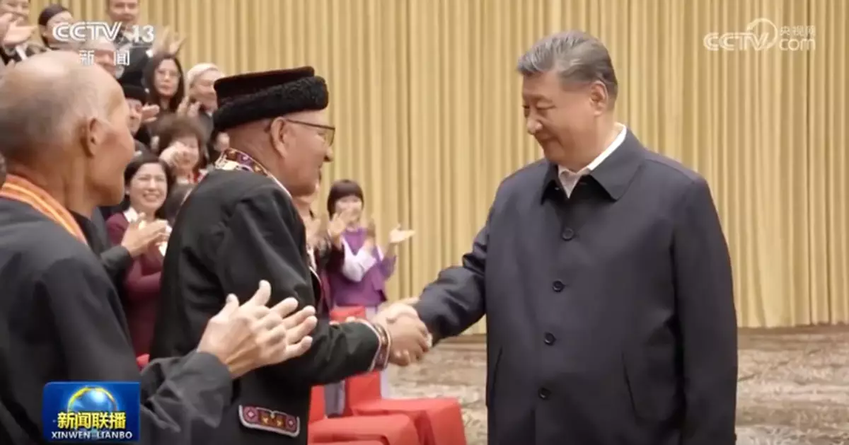 習近平烏魯木齊接見各界代表 冀凝心聚力團結奮進建設美麗新疆