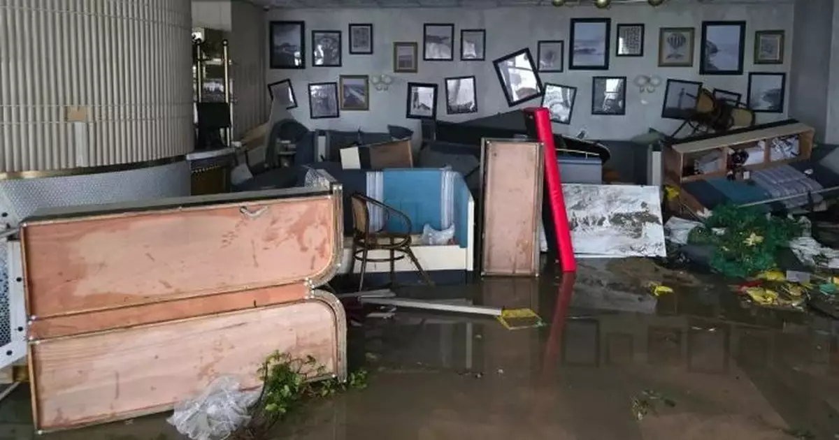 將軍澳海濱多間餐廳遭水淹 測量師建議可用木板或鐵板阻擋