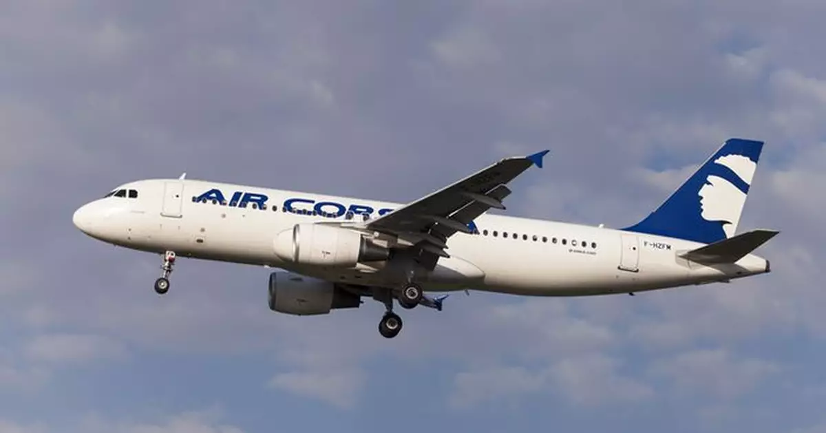 法客機降落前未獲塔台指示空中盤旋18分鐘 竟係當值管制員睡著惹禍？